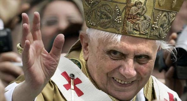 O papa em seus dias de glória: "Metade dos seminaristas é homossexual", diz Dowd