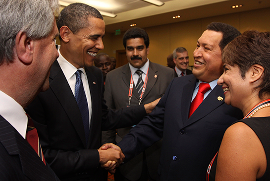 Não se engane pela foto; Chavez não apreciava nem um pouco Barack Obama. 