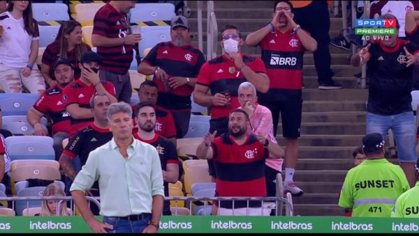 Renato Gaúcho celebra apoio da torcida do Flamengo a Isla - Esportes - R7  Futebol