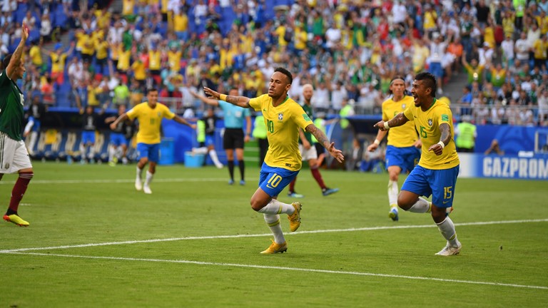Mais da metade dos brasileiros acham que vitória da Seleção na Copa será  explorada politicamente